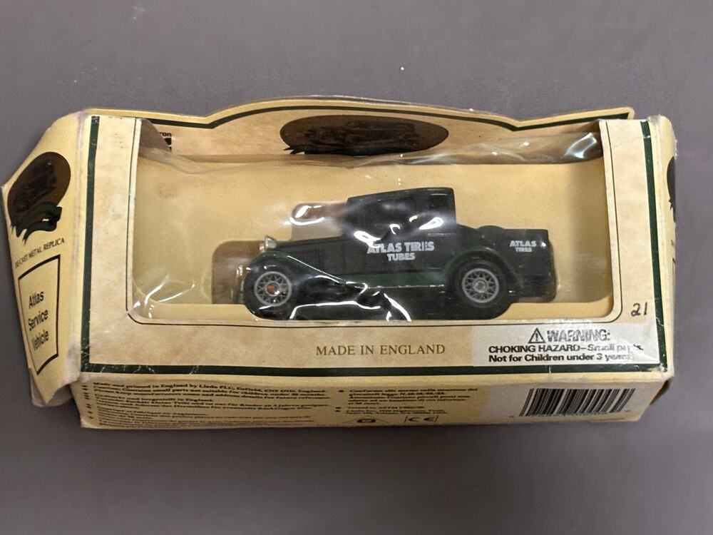 Lledo Chevron Commemorative Die-Cast 1932 Atlas Service Vehicle Tires Tubes